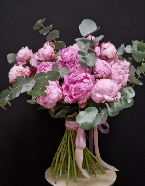 Dance of peonies
